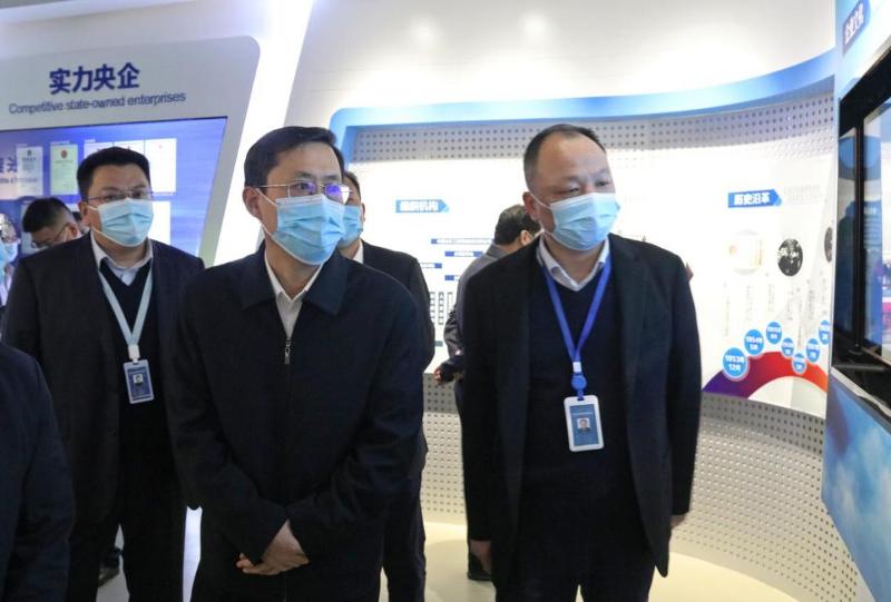 2021年12月，時任岳陽市委書記、市人大常委會主任王一鷗到公司調研指導工作